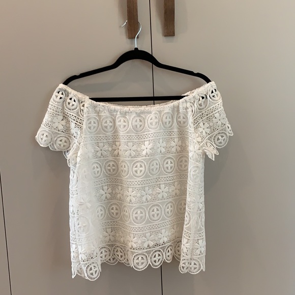 BB Dakota Polly Off Shoulder Top - Picture 2 of 4